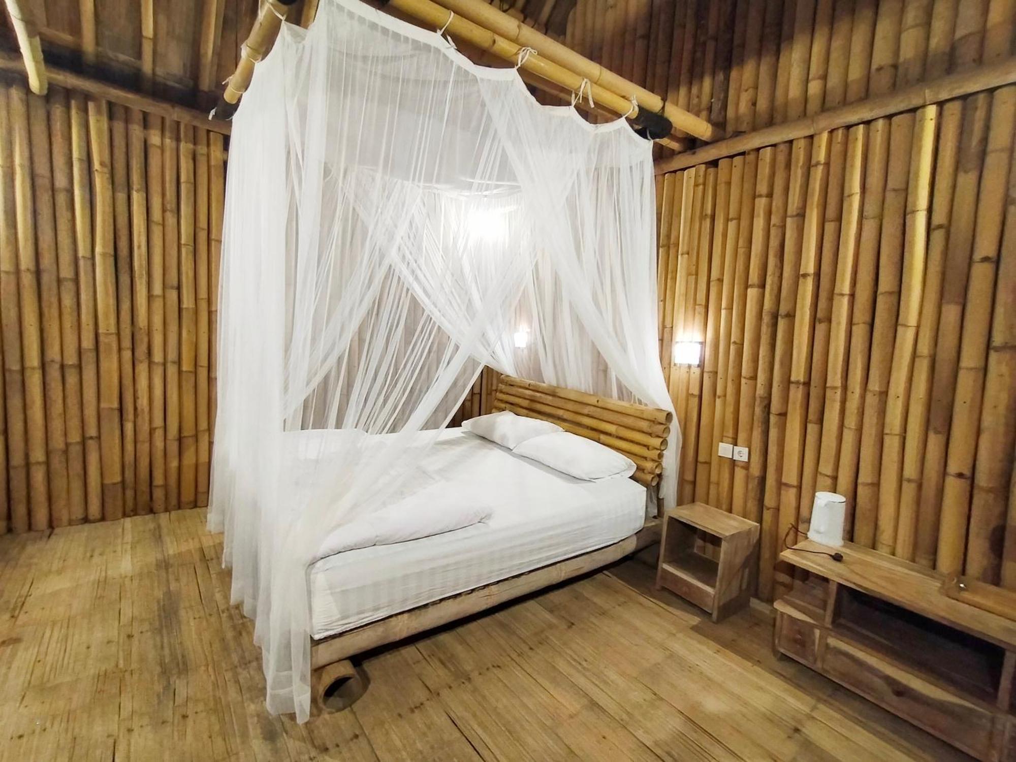Loca Lobo Lodges Riung, Flores Exterior foto